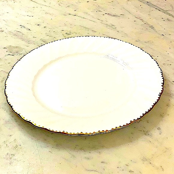 OLD GRECIAN FLUTE SALAD PLATE VINTAGE GLADSTONE MADE IN ENGLAND 8 1/4 INCH - Picture 5 of 8